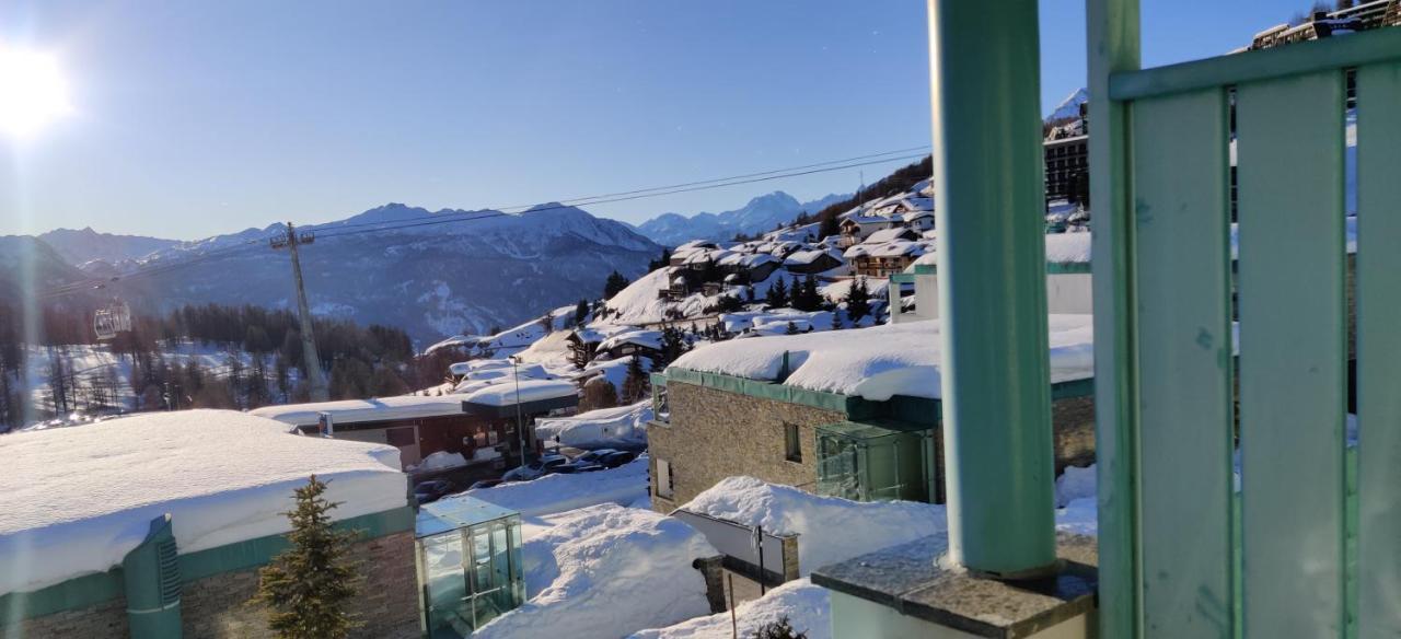 Teleo Vacanze - Villaggio Olimpico Di Colle Sestriere Exterior foto